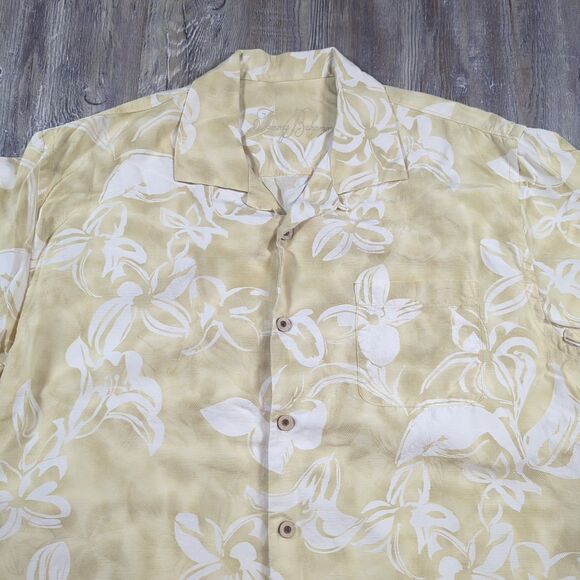 Tommy Bahama 100% Silk Yellow Floral Short Sleeve Button-Front Shirt Men's Large - Picture 6 of 12